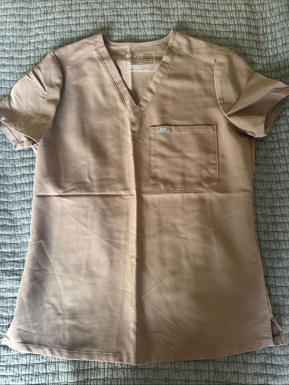 Figs Short-Sleeve V-Neck Scrub Top in Taupe